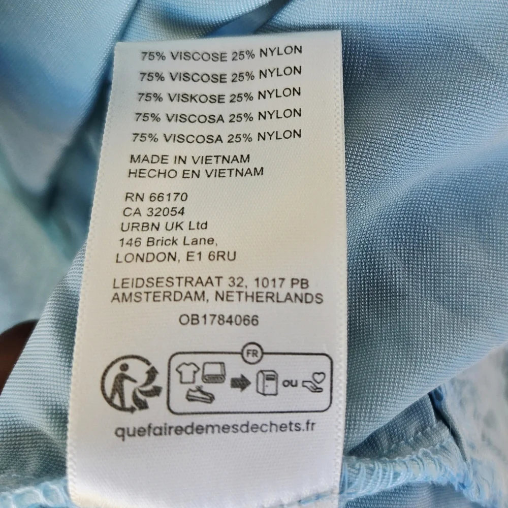 We The Free People Night Skies Oversized Velvet Button Down Pacific Breeze Small - Picture 7 of 8